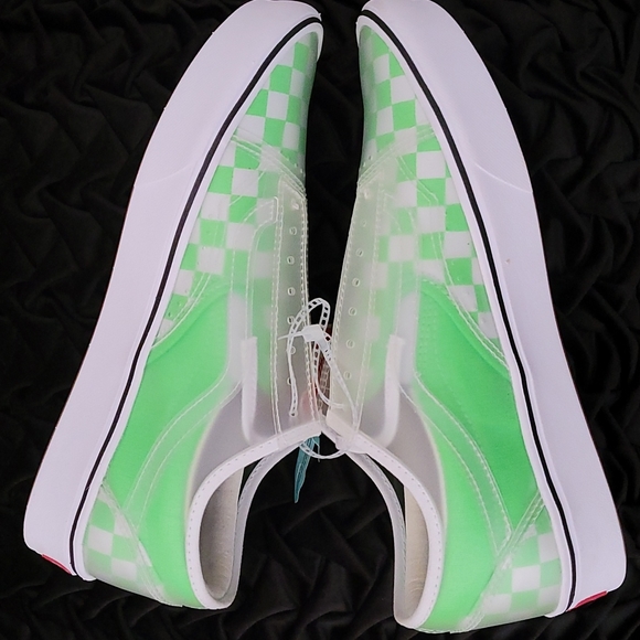 VANS NEON CHECKERED COMFY CUSH LACE UP SNEAKERS - Picture 4 of 14